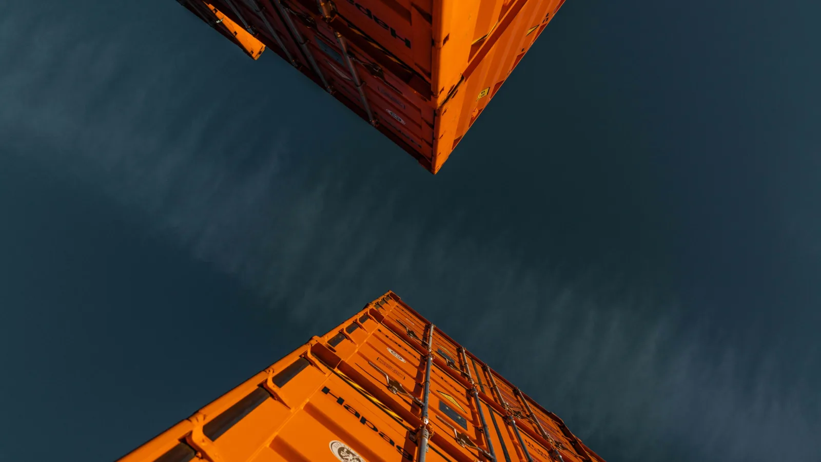 Aron yigin l Np Am LA bv Q unsplash