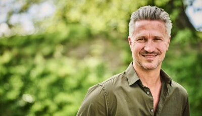 Tom Til website
